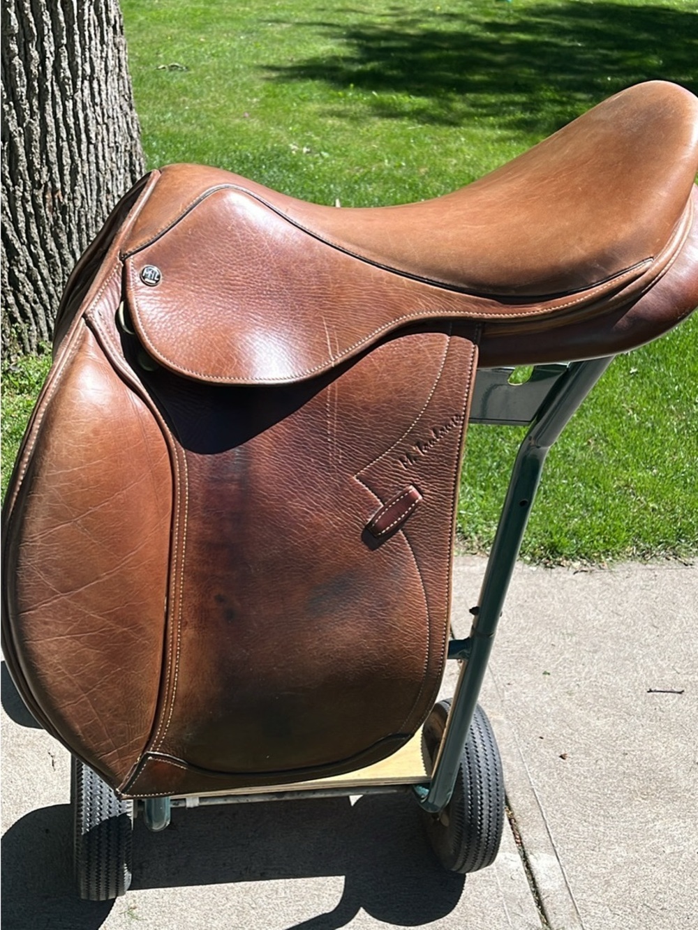 M toulouse saddle 17.5 inch Medium tree brown English Saddle - Leather Saddle - Picture 2 of 8